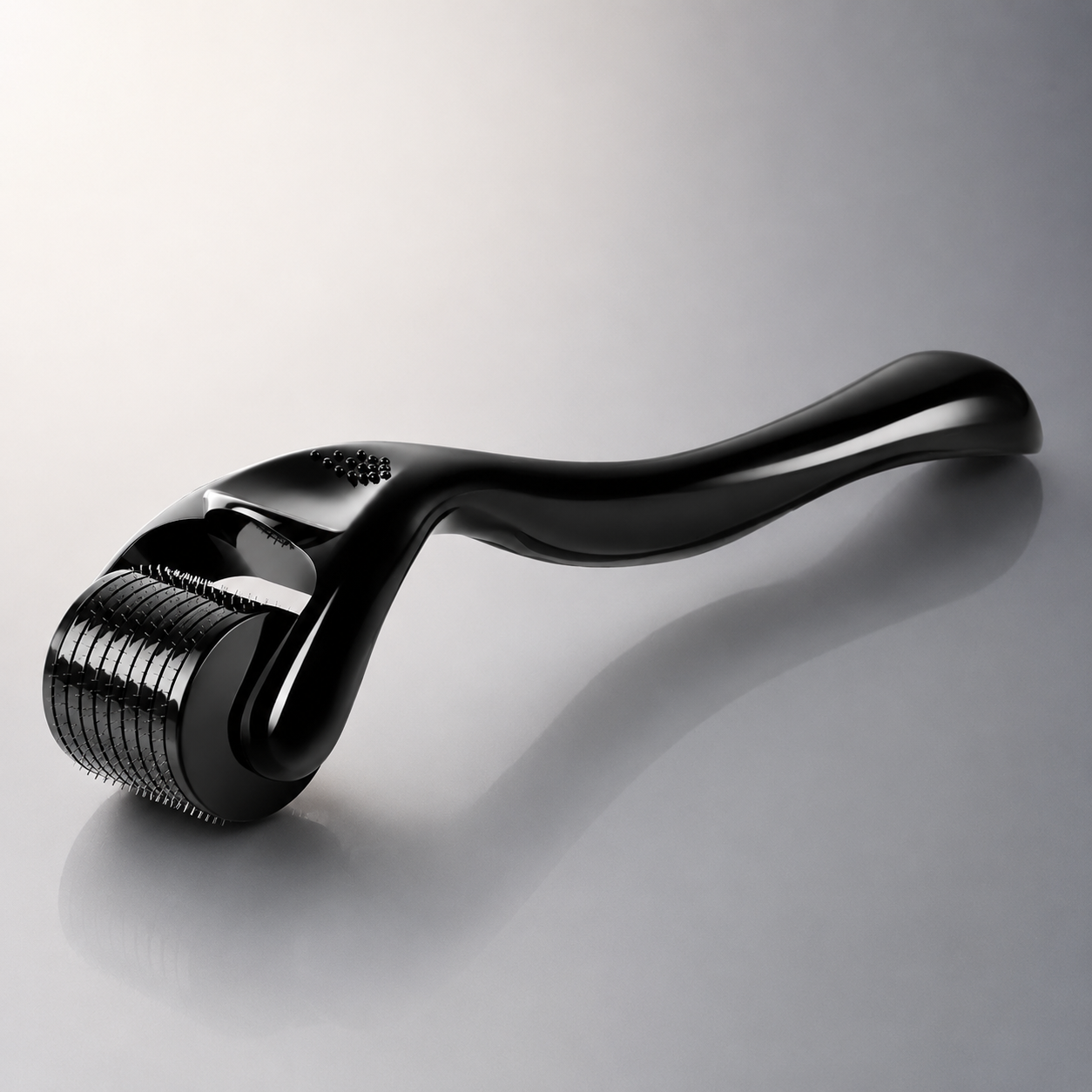 Derma Roller en titane – Outil de soin de la peau et des cheveux à micro-aiguilles